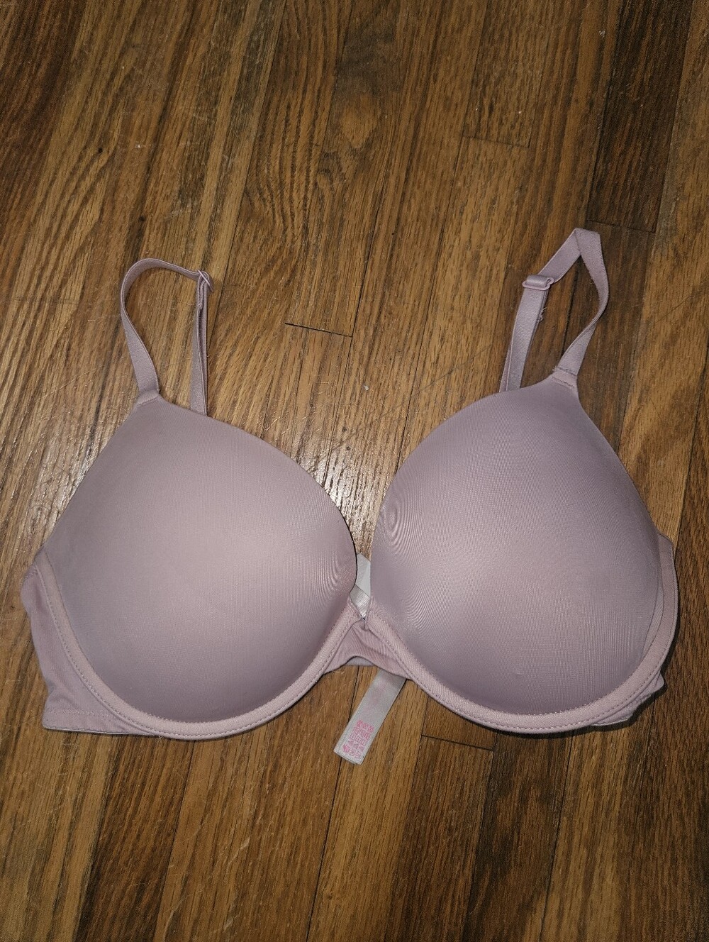 PINK Victoria's Secret Molded T-Shirt Bra Size 32DD Wear Everywhere Push Up Bra